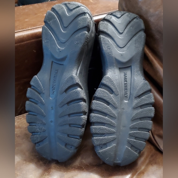 Asos Men's Black Patent Faux Leather Platform Running Shoes - Picture 4 of 6